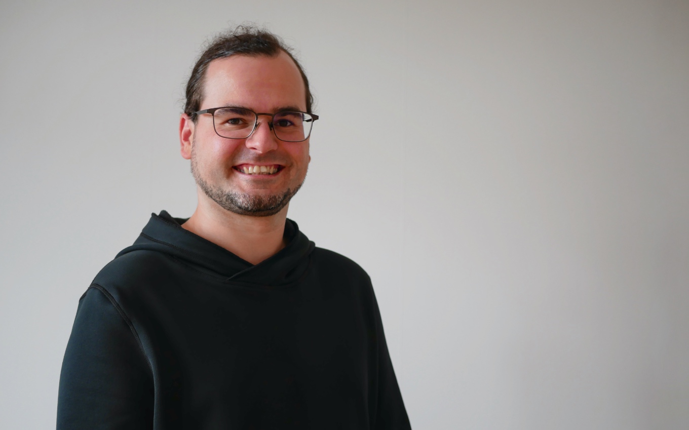 Academic Profile Photo of Nico Reski, 2025.