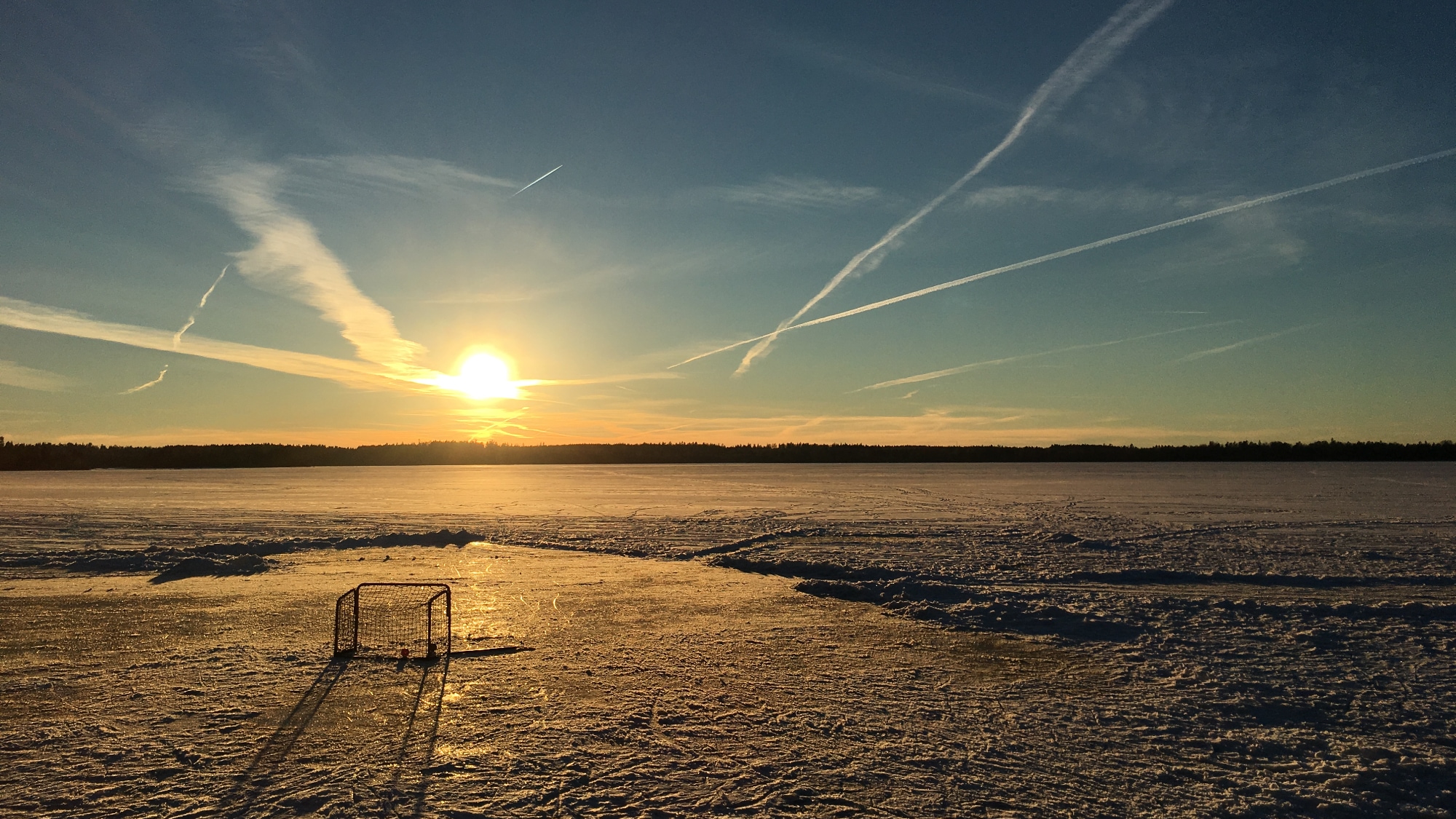 A photo taken at the lake Södra Bergundasjön in Växjö.