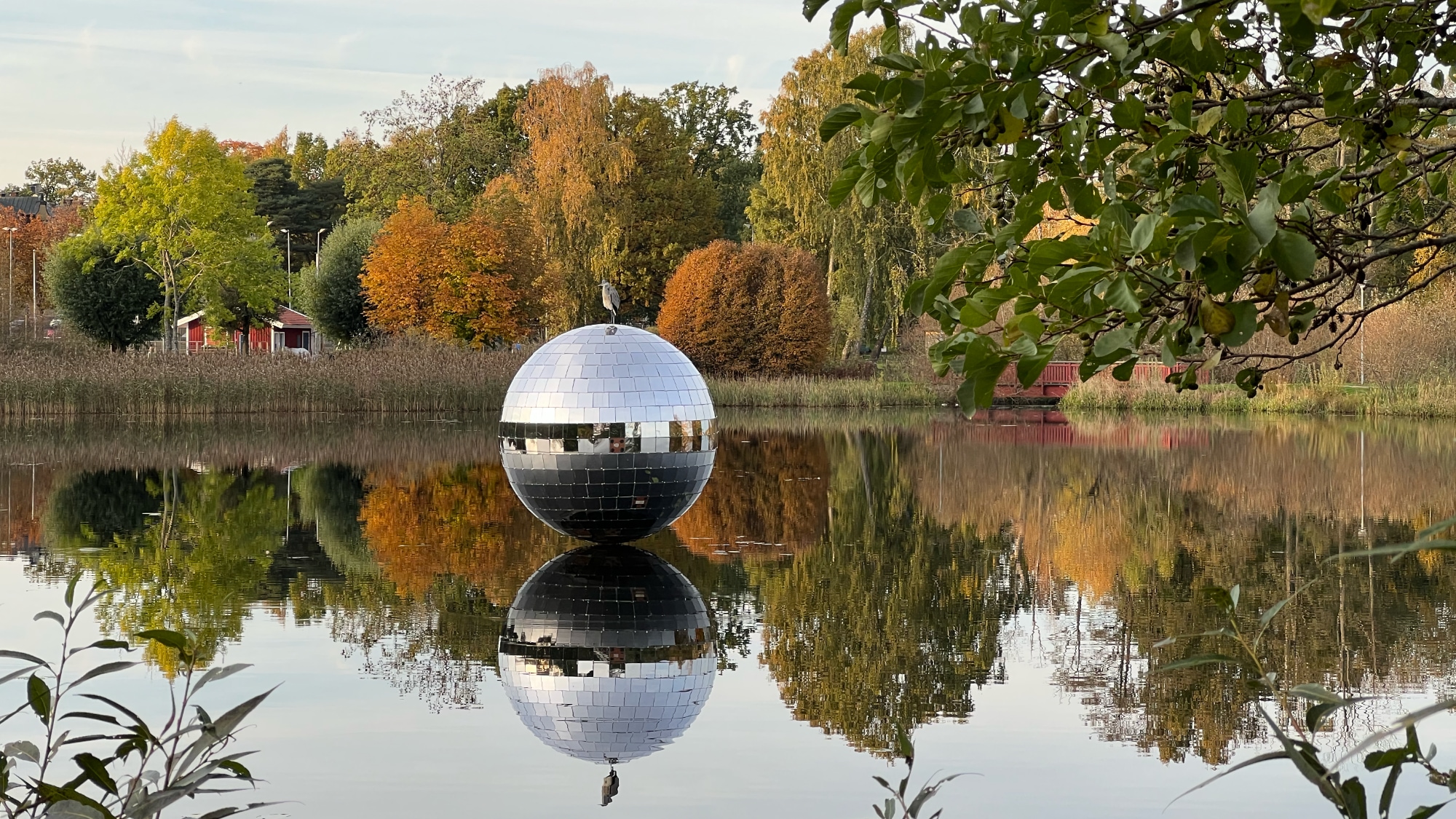 A photo taken at Spegelbollen at the lake Växjösjön in Växjö.