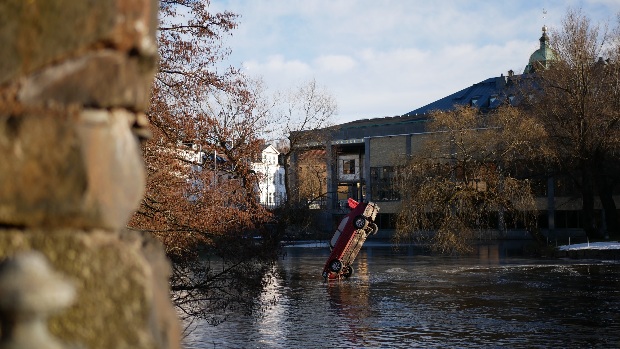 A photo taken of the UFO Sweden at Motala ström in Norrköping.