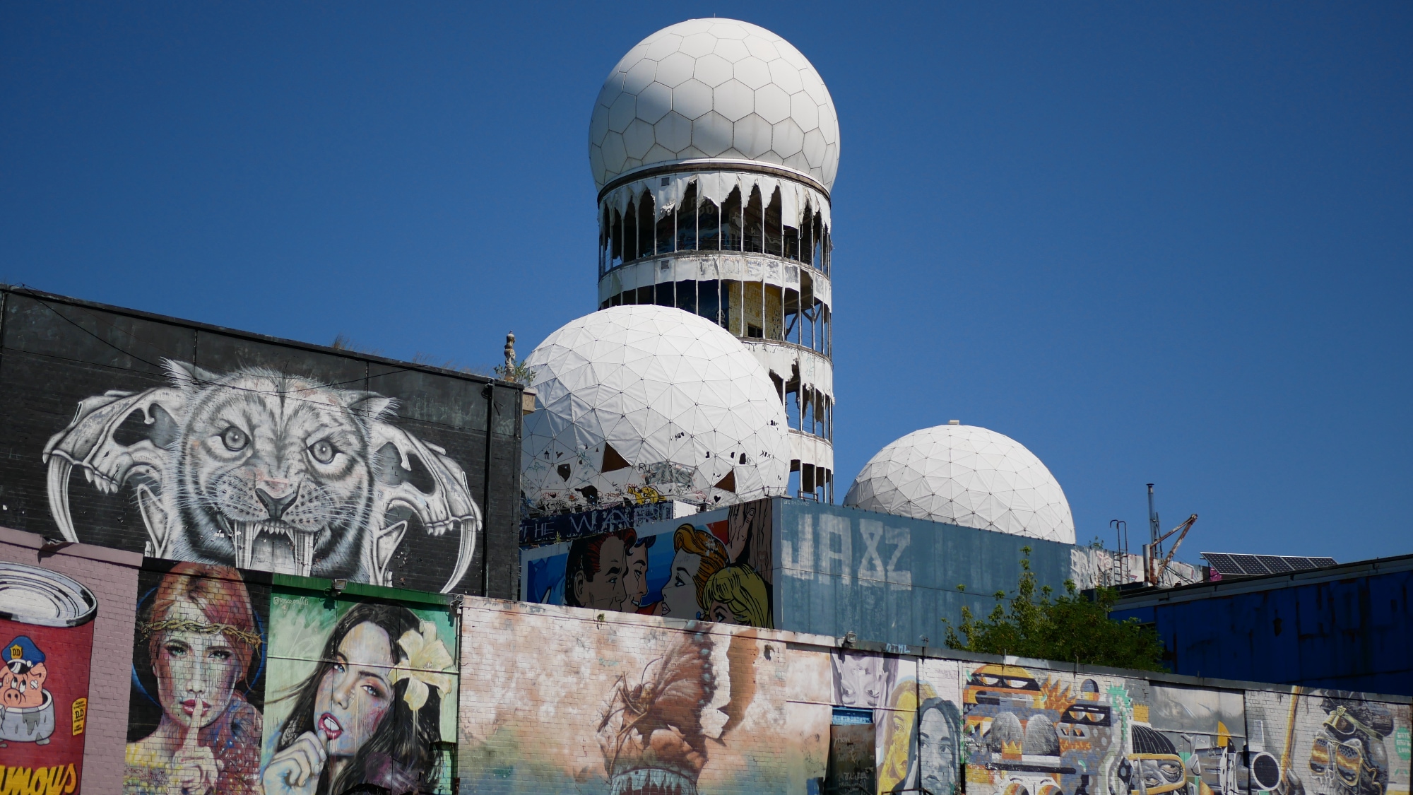 A photo taken at the Teufelsberg in Berlin.