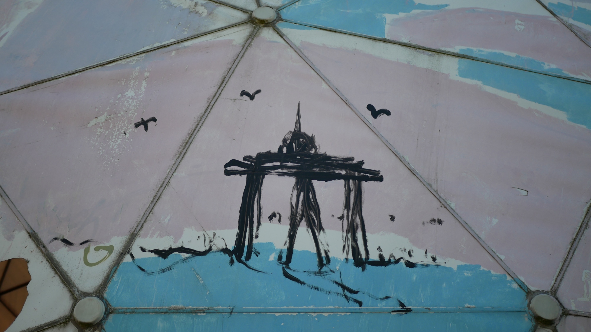 A photo taken at the Teufelsberg in Berlin.